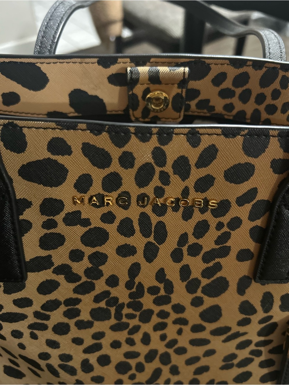 Marc Jacobs Leopard-Print Tote in Tan and Black - Picture 4 of 6